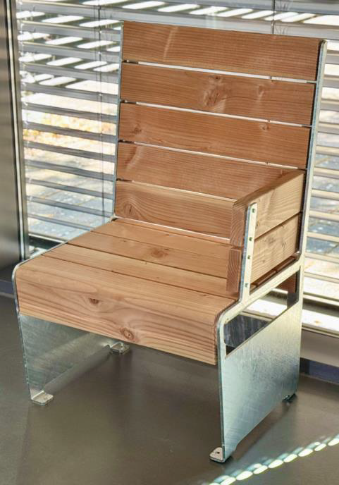 Armlehne rechts hoch